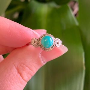 Silver and turquoise ring | size 6